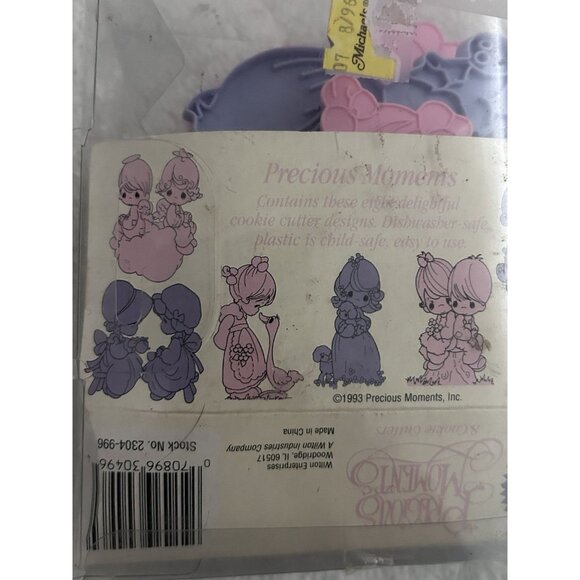90's Wilton Precious Moments 8-Piece Cookie Cutter Set Dishwasher-Safe In Box - Picture 3 of 7